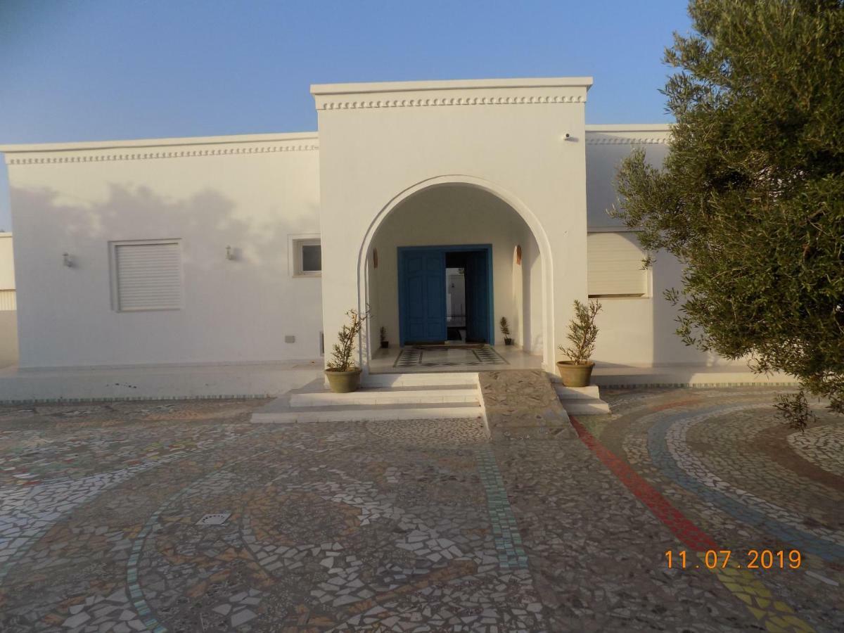 Dar Mamina Bed and Breakfast Sidi ash Shammakh Buitenkant foto